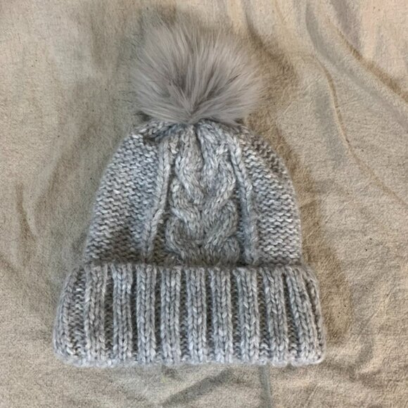 aerie Accessories - Aerie One Size Winter Hat Gray Beanie Cable Knit Pom Pom Ball